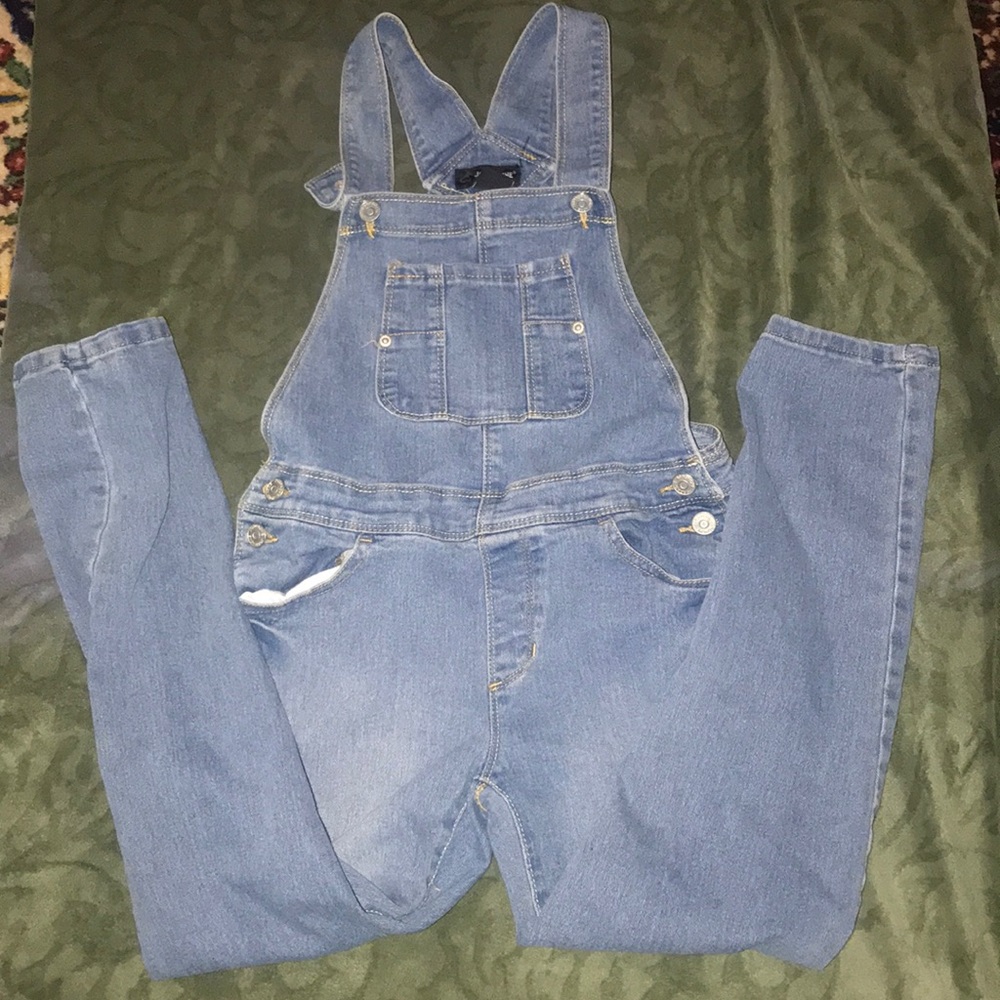 Girls size 7/8 bibs